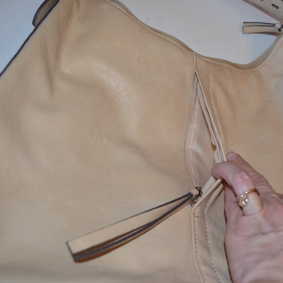 BUENO Beige Hobo Shoulder Faux Leather Pockets Women Purse ~ 11.5'x14' x 4' - Picture 5 of 5